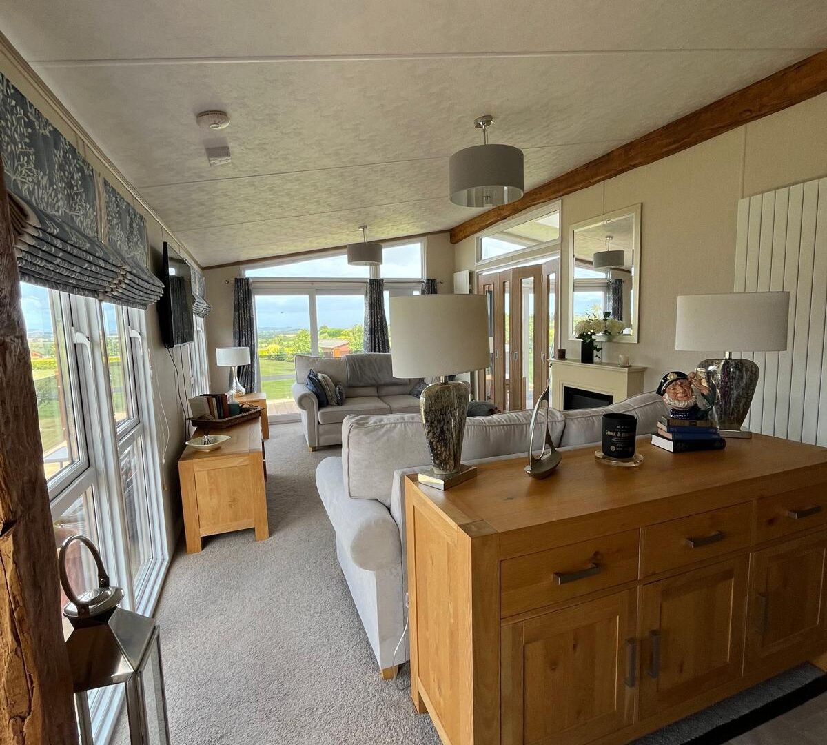 a8e3acde-6749-467d-a3ed-bd5a787896db