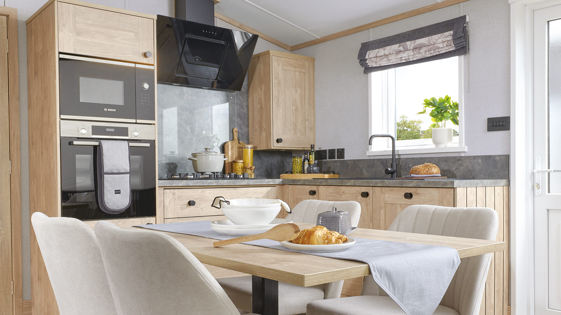 ABI_Balmoral_Dining_Main_RT